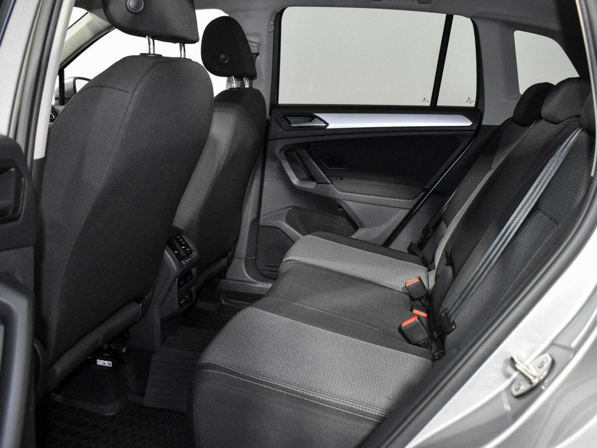 Купить Volkswagen Tiguan с пробегом. Фото: #10