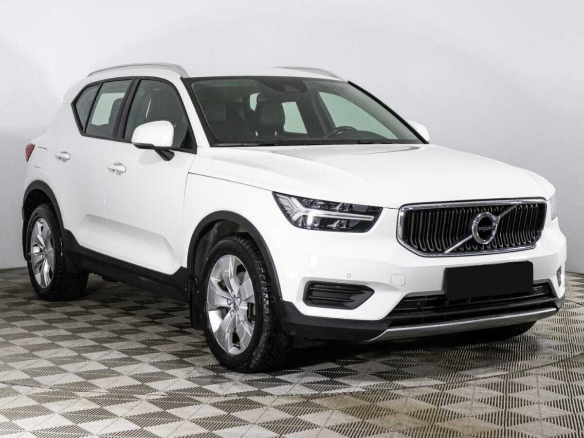 Купить Volvo XC40 с пробегом. Фото: #2