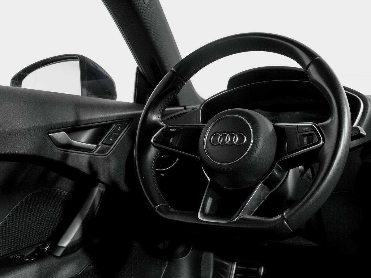 Купить Audi TT с пробегом. Фото: #13