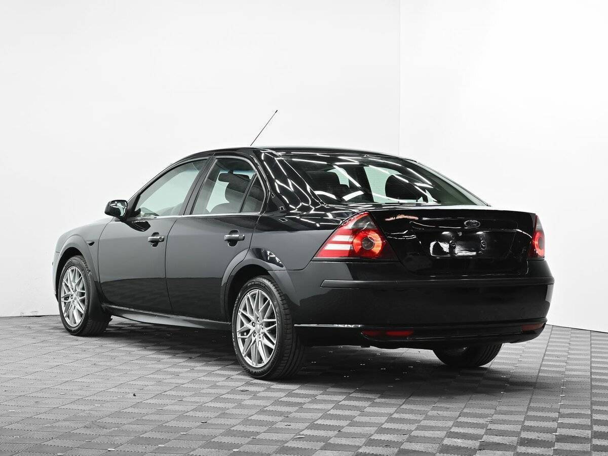 Купить Ford Mondeo с пробегом. Фото: #2