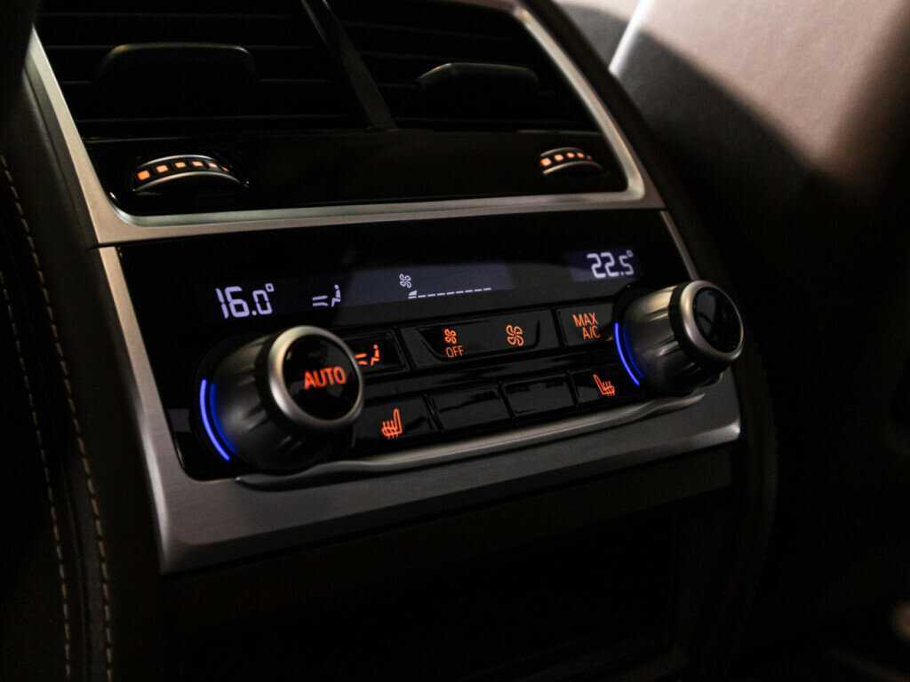 Купить BMW 7 серии с пробегом. Фото: #20