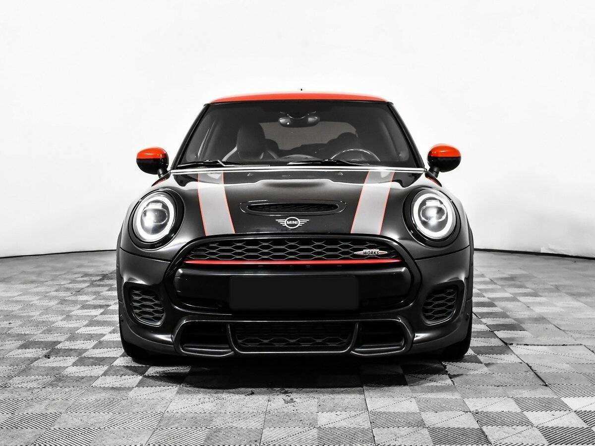 Купить Mini Hatch с пробегом. Фото: #1