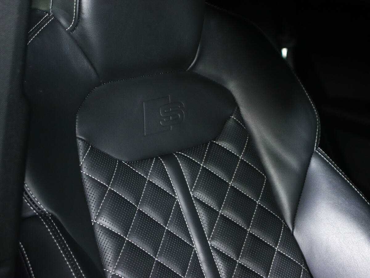 Купить Audi Q8 с пробегом. Фото: #27
