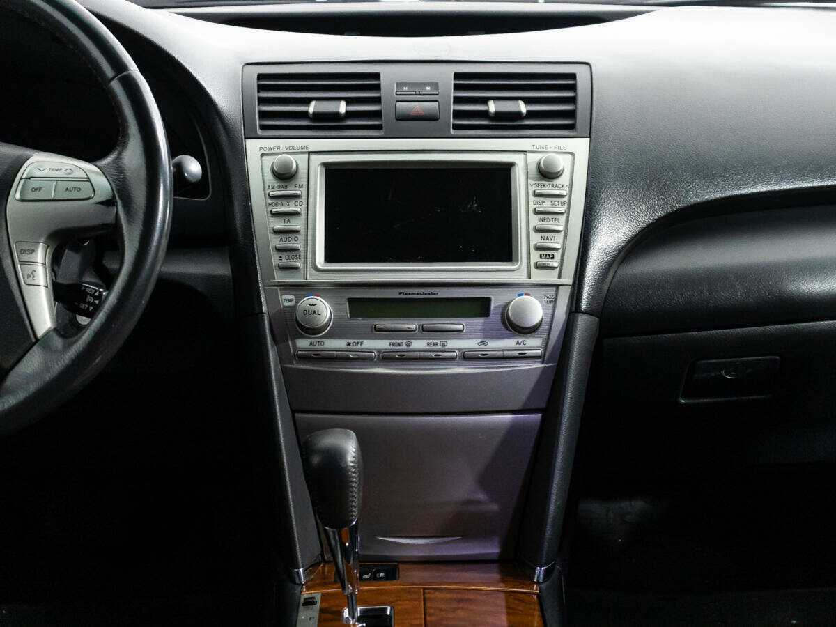 Купить Toyota Camry с пробегом. Фото: #13
