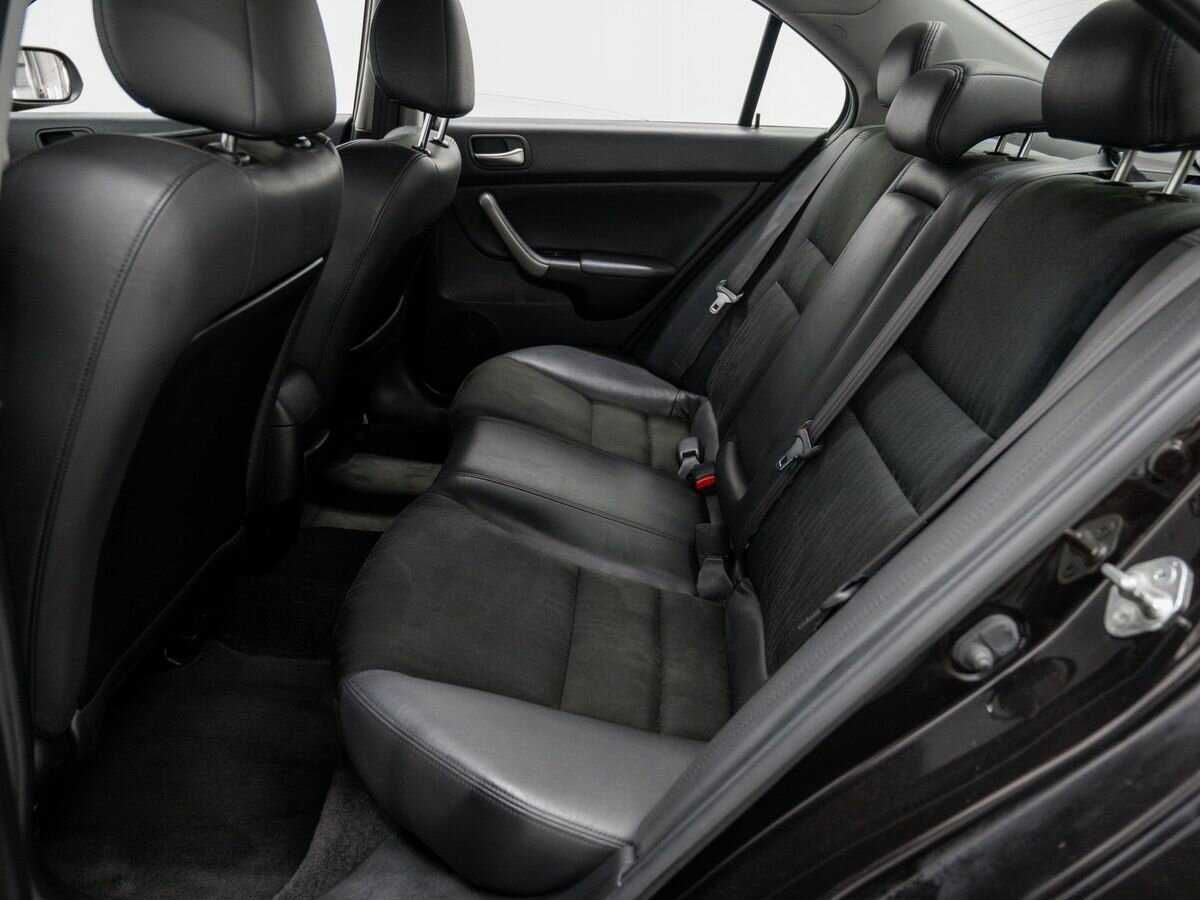 Купить Honda Accord с пробегом. Фото: #11