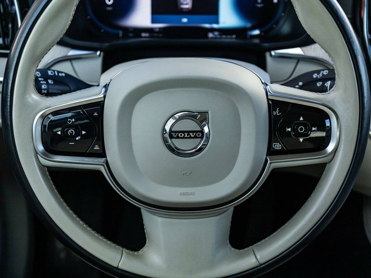 Купить Volvo XC60 с пробегом. Фото: #19