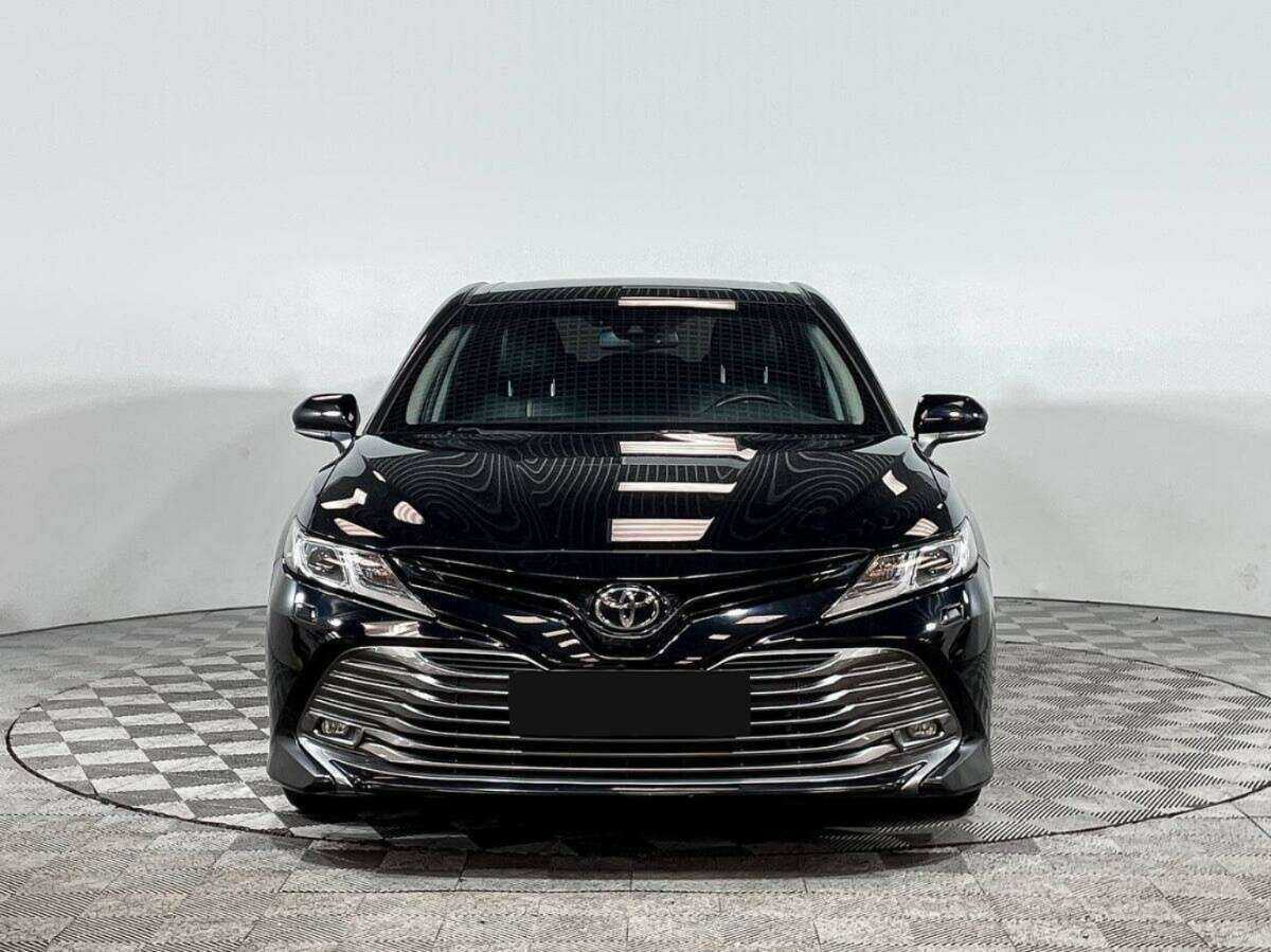Купить Toyota Camry с пробегом. Посмотреть фото