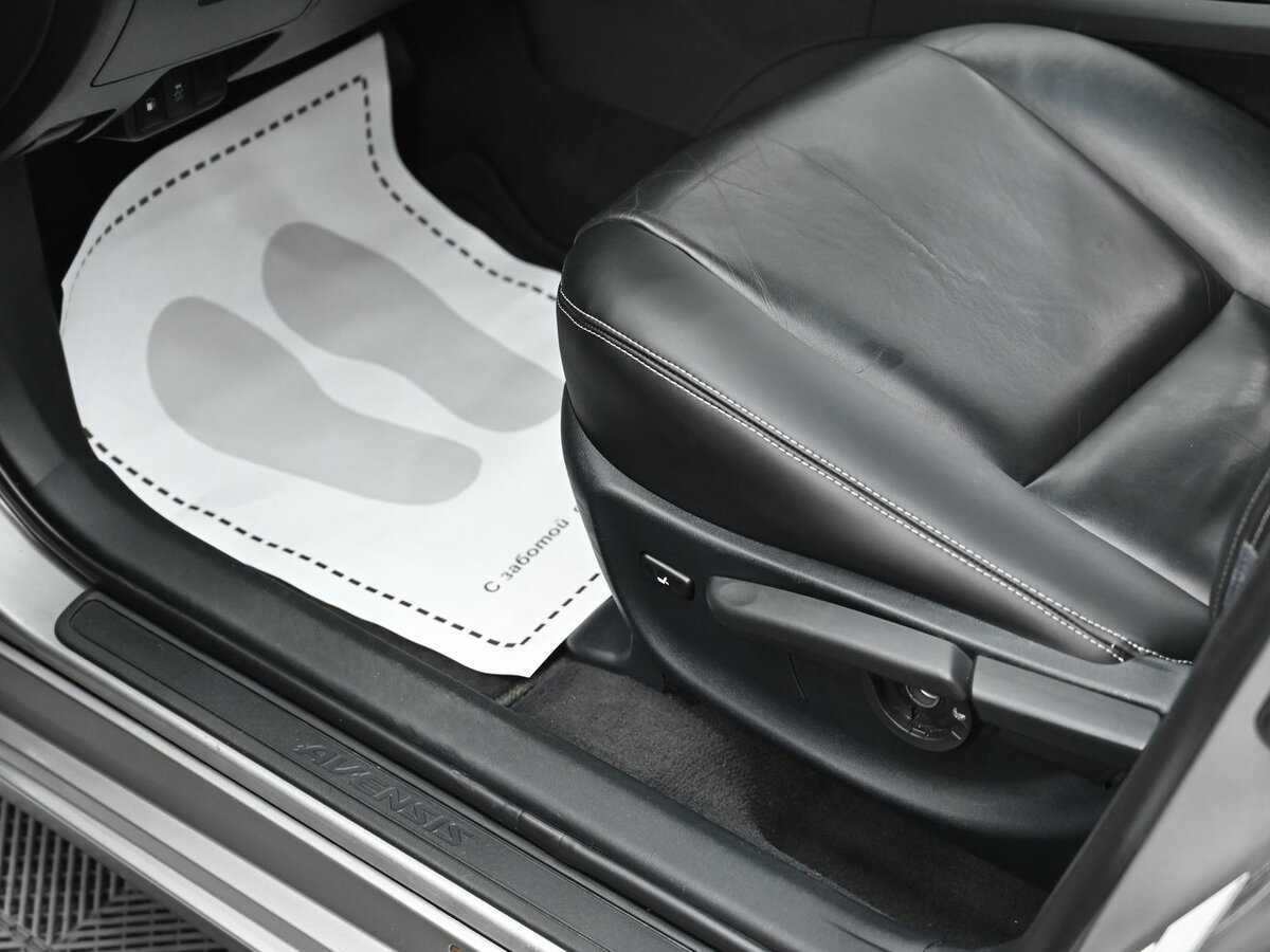 Купить Toyota Avensis с пробегом. Фото: #5