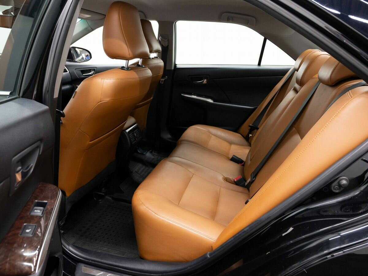 Купить Toyota Camry с пробегом. Фото: #10