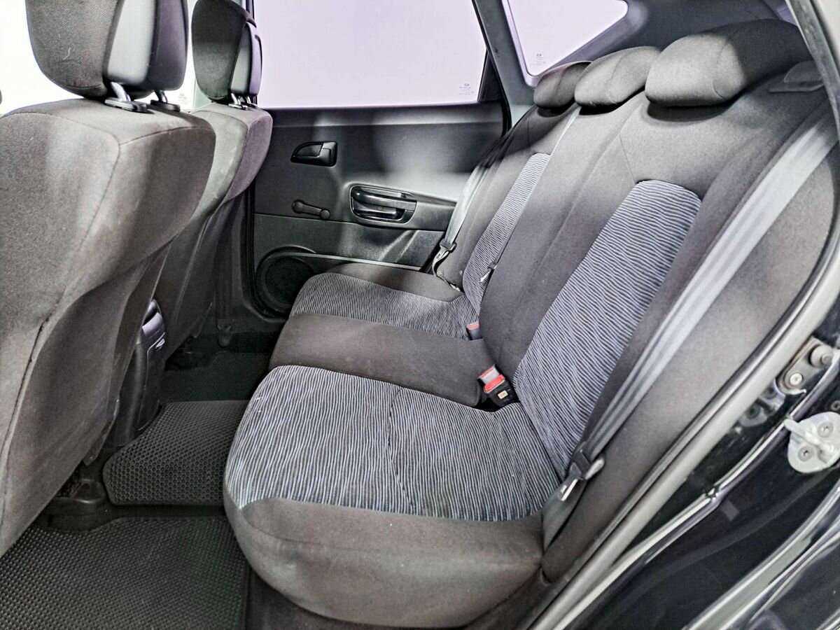 Купить Kia Ceed с пробегом. Фото: #9