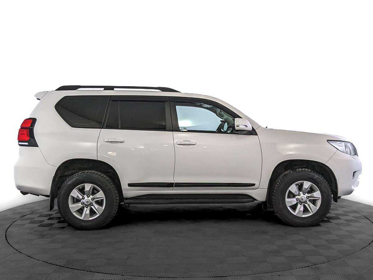 Купить Toyota Land Cruiser Prado с пробегом. Фото: #3