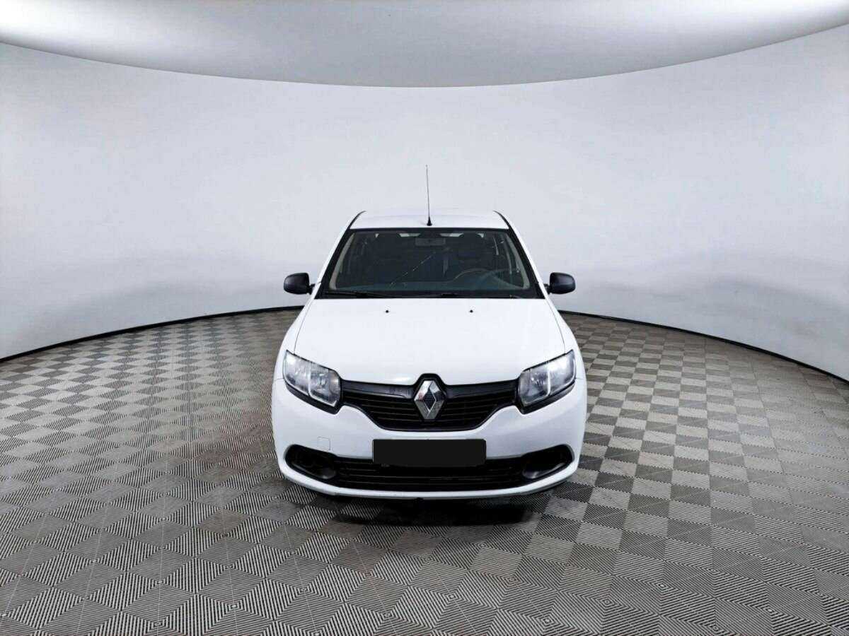 Купить Renault Logan с пробегом. Фото: #1