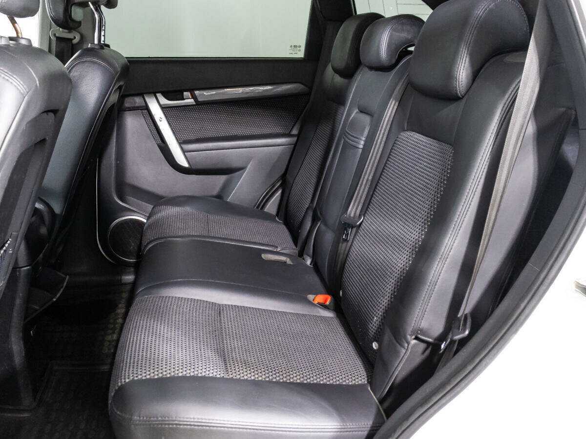 Купить Chevrolet Captiva с пробегом. Фото: #9