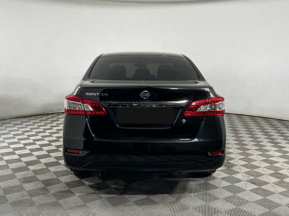 Купить Nissan Sentra с пробегом. Фото: #4