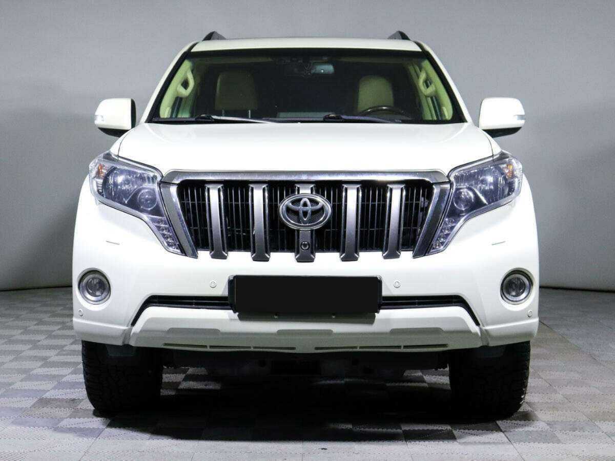 Купить Toyota Land Cruiser Prado с пробегом. Фото: #1