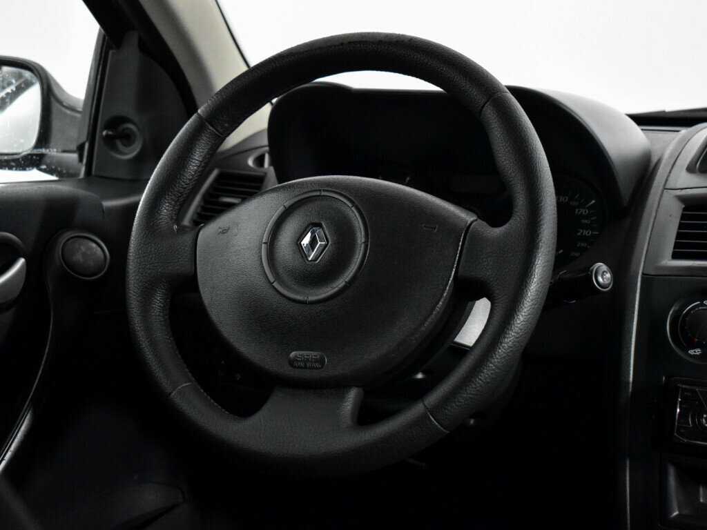 Купить Renault Megane с пробегом. Фото: #17