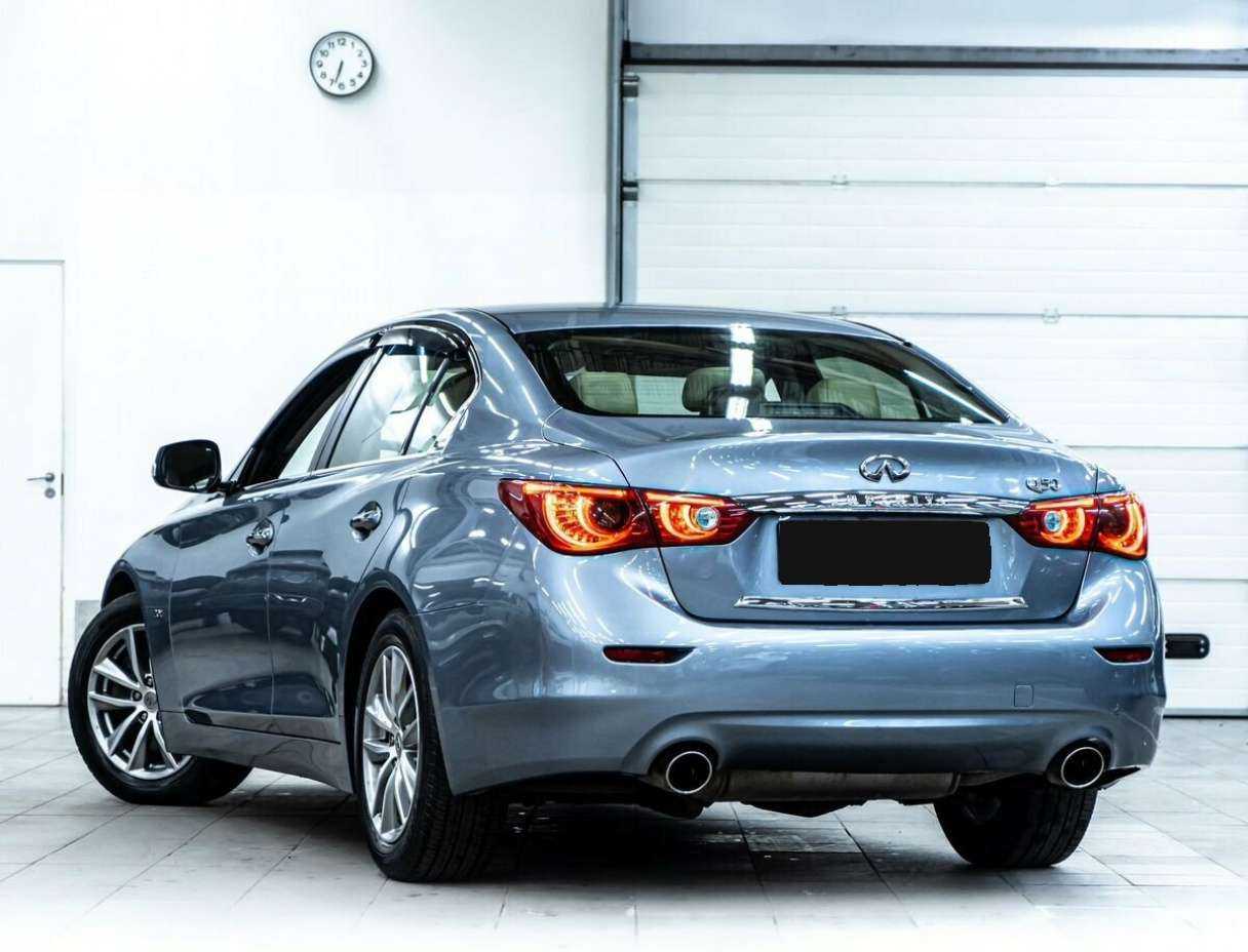 Купить Infiniti Q50 с пробегом. Фото: #3