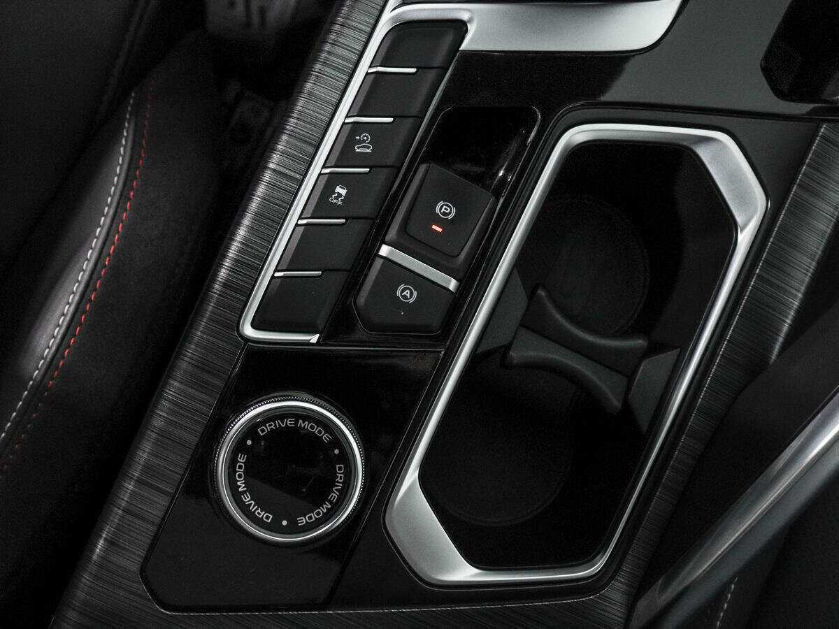Купить Geely Tugella с пробегом. Фото: #11