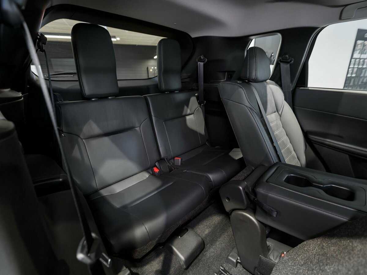 Купить Mitsubishi Outlander с пробегом. Фото: #27