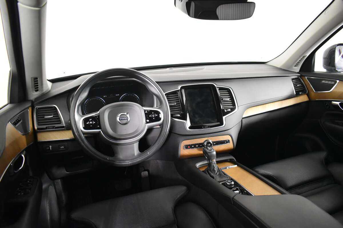 Купить Volvo XC90 с пробегом. Фото: #16