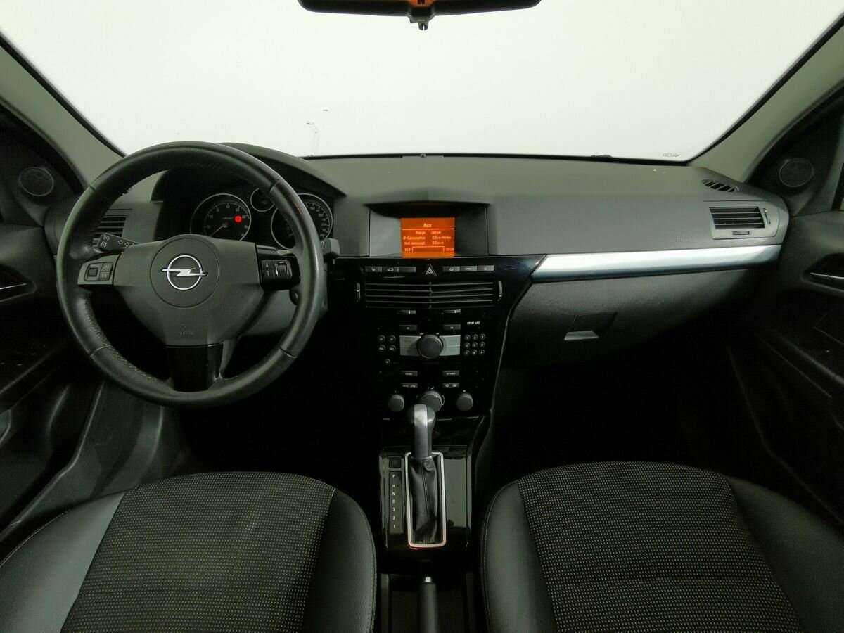 Купить Opel Astra с пробегом. Фото: #9