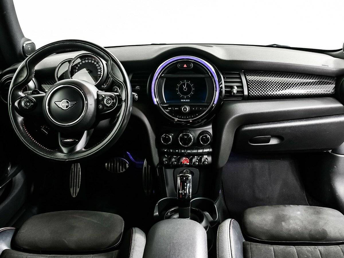 Купить Mini Hatch с пробегом. Фото: #10
