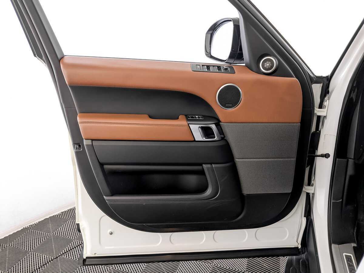 Купить Land Rover Range Rover Sport с пробегом. Фото: #18