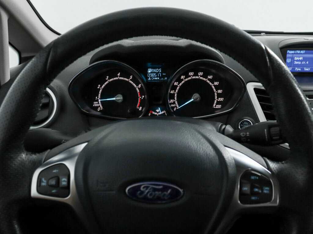 Купить Ford Fiesta с пробегом. Фото: #17