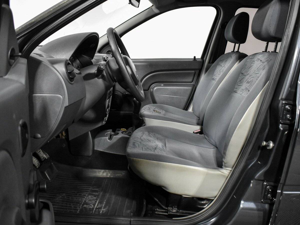 Купить Renault Logan с пробегом. Фото: #10