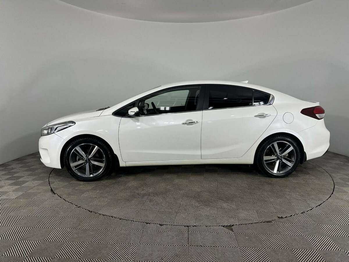 Купить Kia Cerato с пробегом. Фото: #4