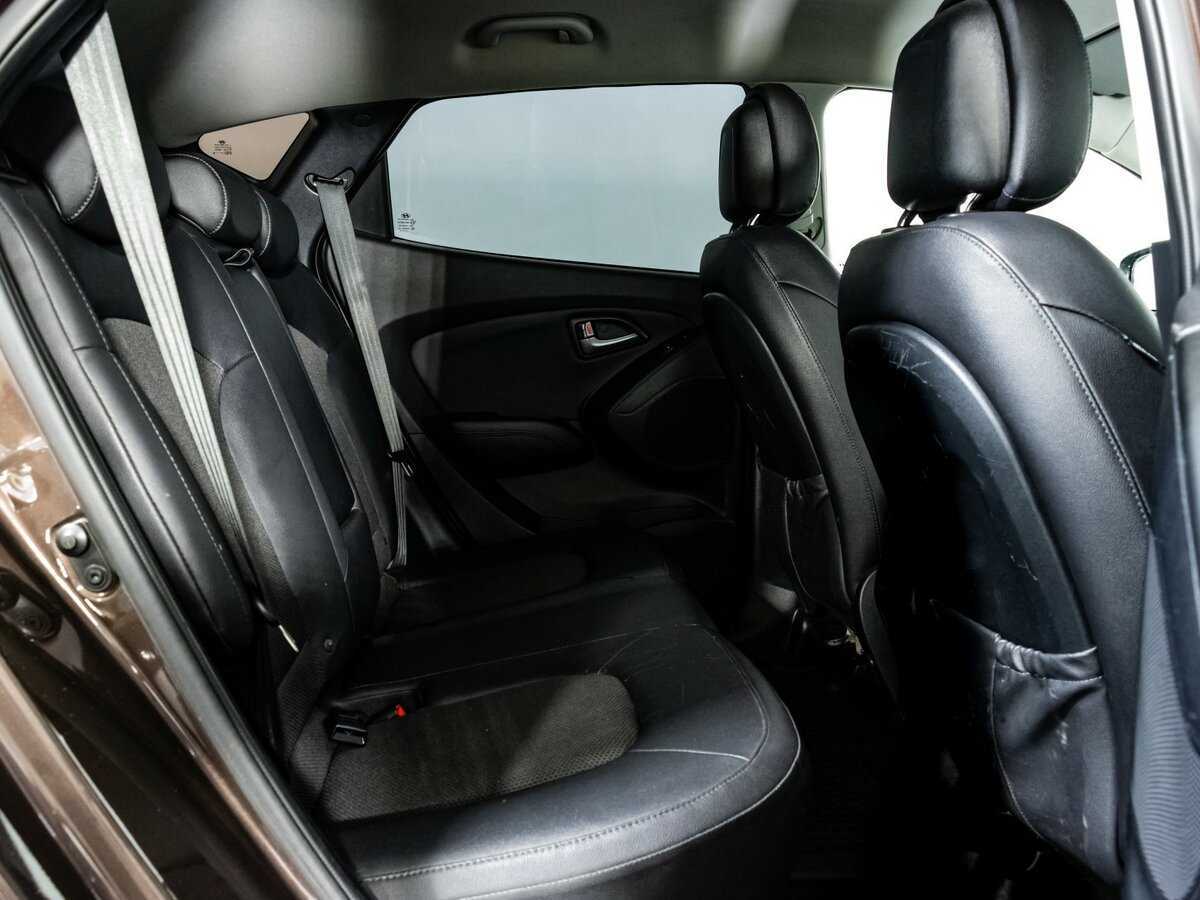 Купить Hyundai ix35 с пробегом. Фото: #14