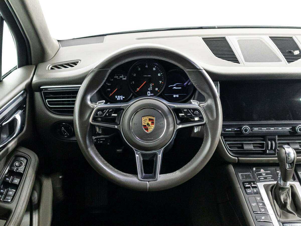 Купить Porsche Macan с пробегом. Фото: #16