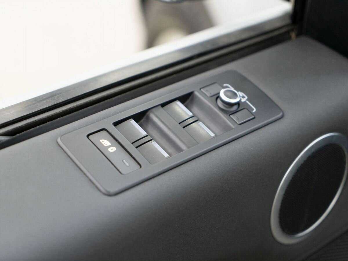 Купить Land Rover Discovery с пробегом. Фото: #15