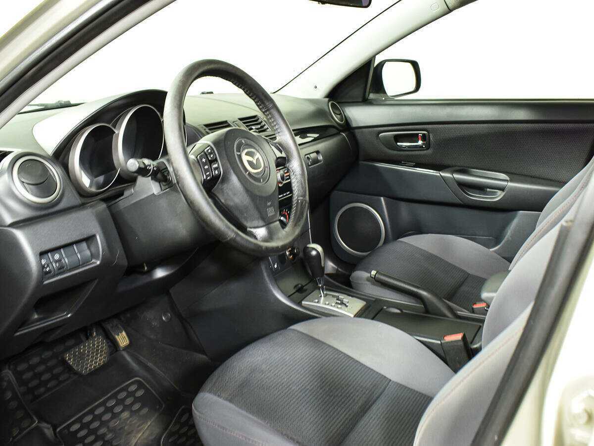 Купить Mazda 3 с пробегом. Фото: #12