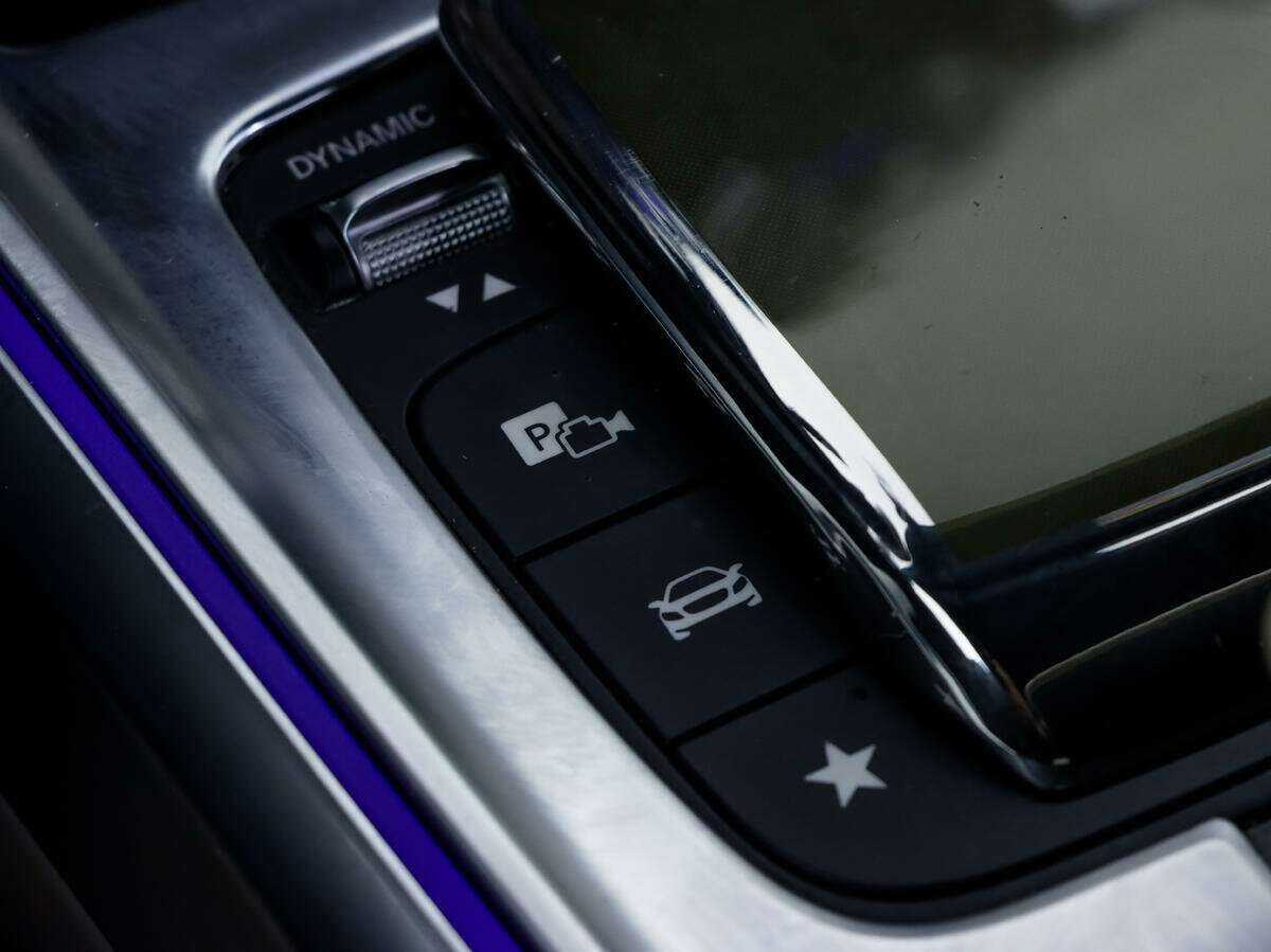Купить Mercedes-Benz GLB с пробегом. Фото: #12