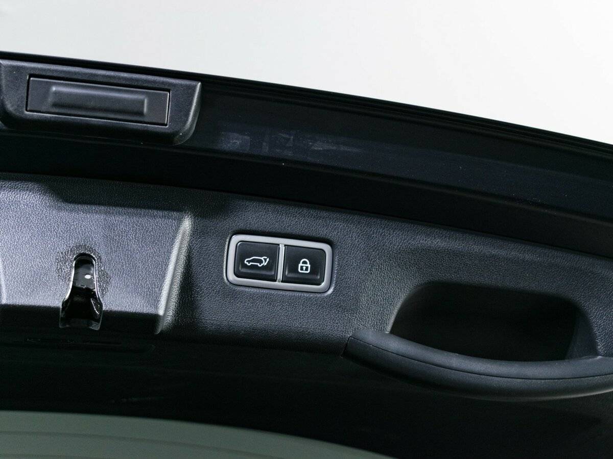 Купить Kia Sorento с пробегом. Фото: #7