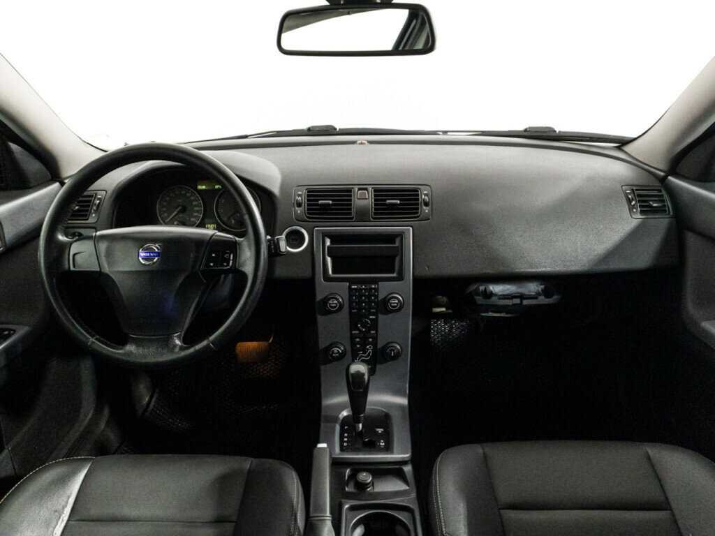 Купить Volvo S40 с пробегом. Фото: #12