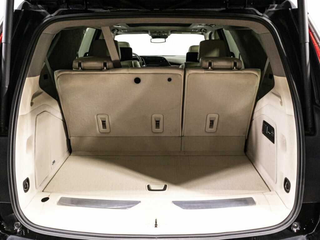 Купить Cadillac Escalade с пробегом. Фото: #11