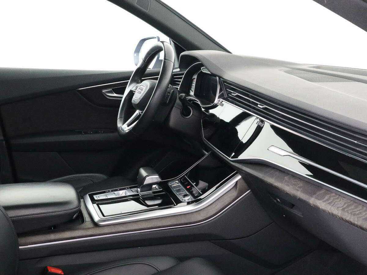 Купить Audi Q8 с пробегом. Фото: #6