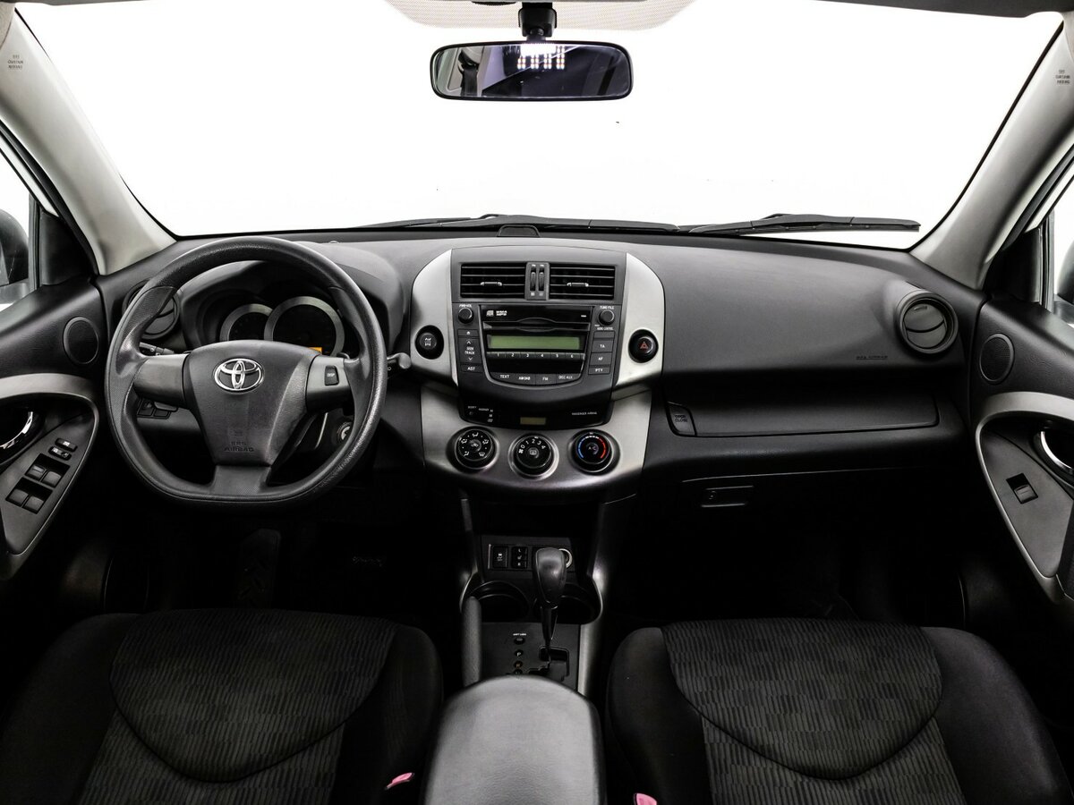 Купить Toyota RAV4 с пробегом. Фото: #7