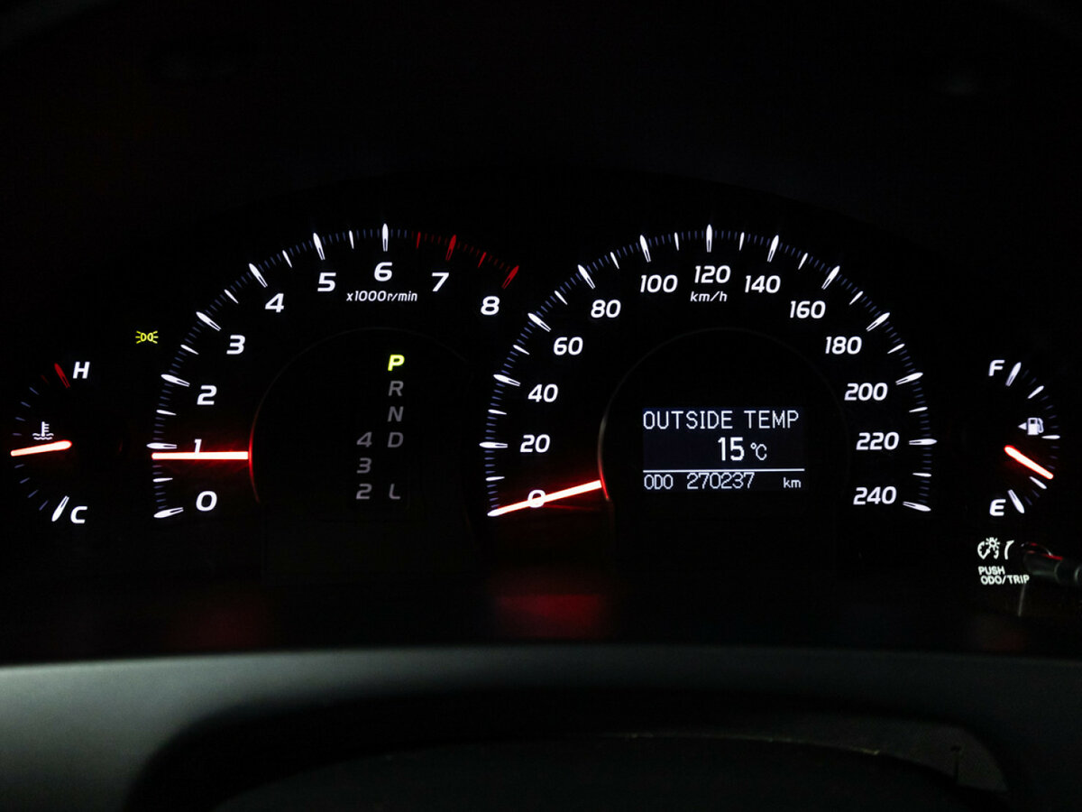 Купить Toyota Camry с пробегом. Фото: #11