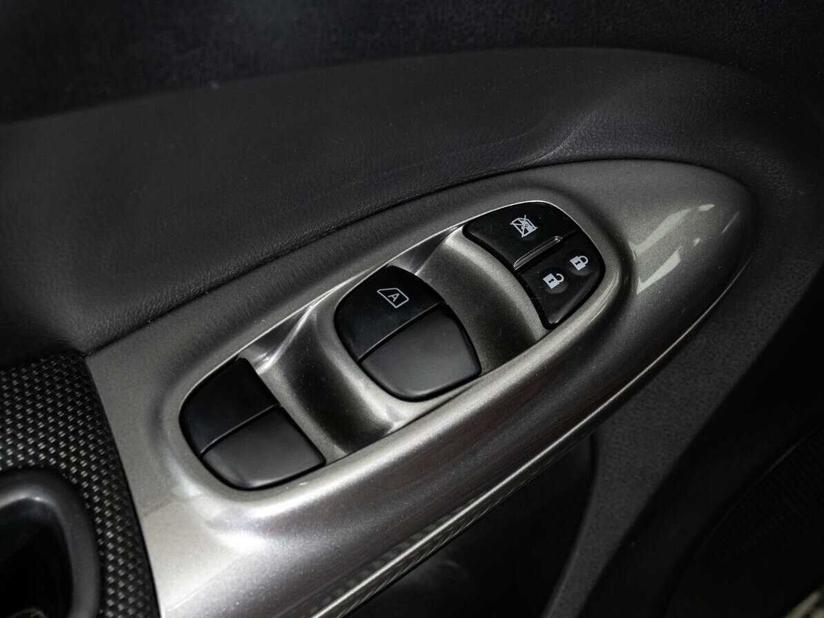 Купить Nissan Juke с пробегом. Фото: #15