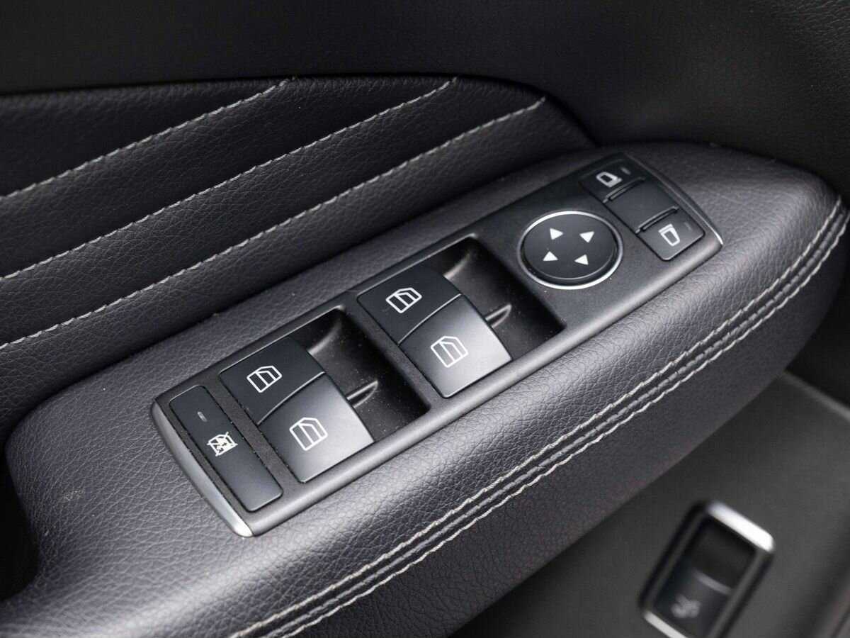 Купить Mercedes-Benz GLE с пробегом. Фото: #18