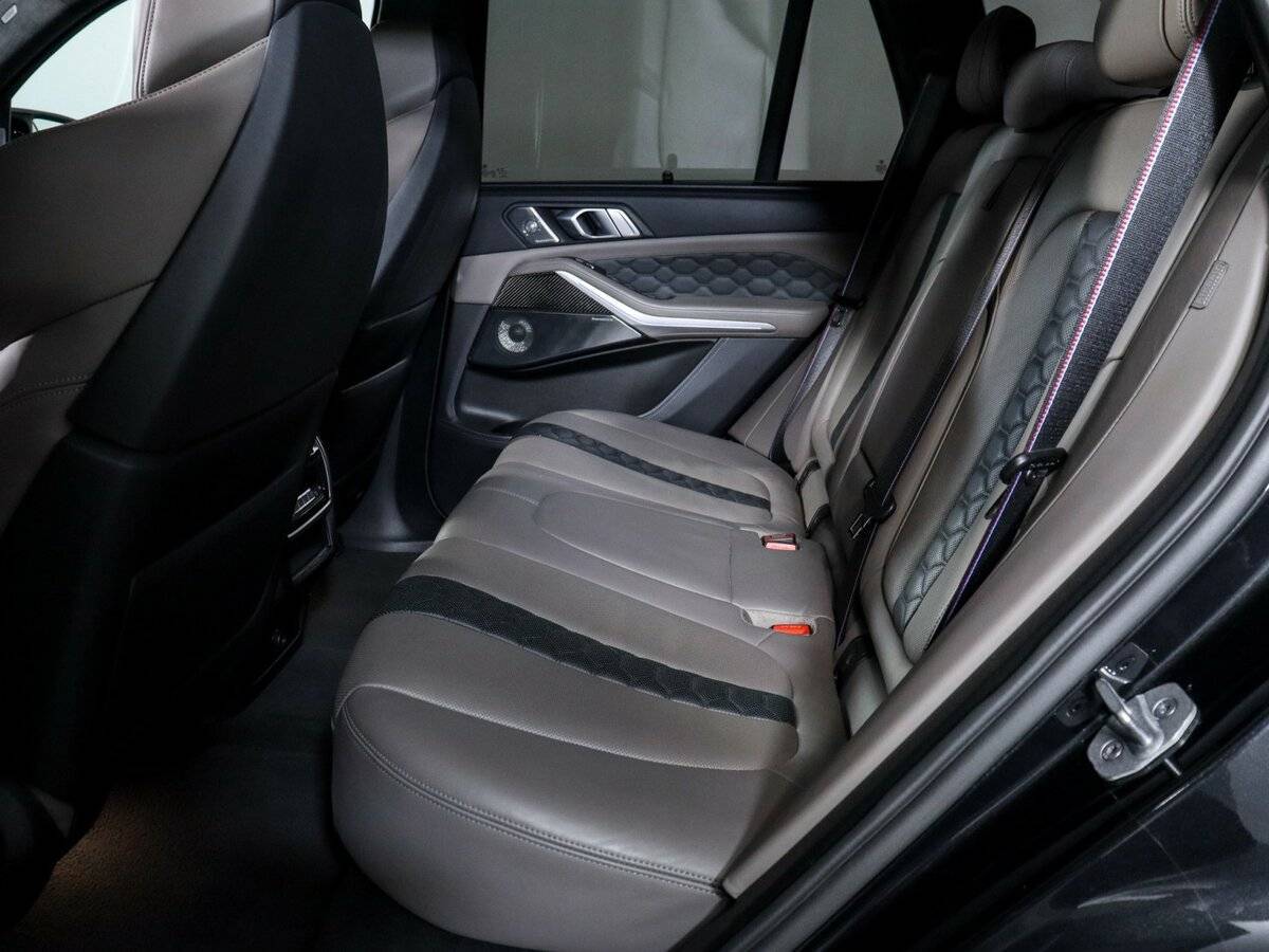 Купить BMW X5 M с пробегом. Фото: #6