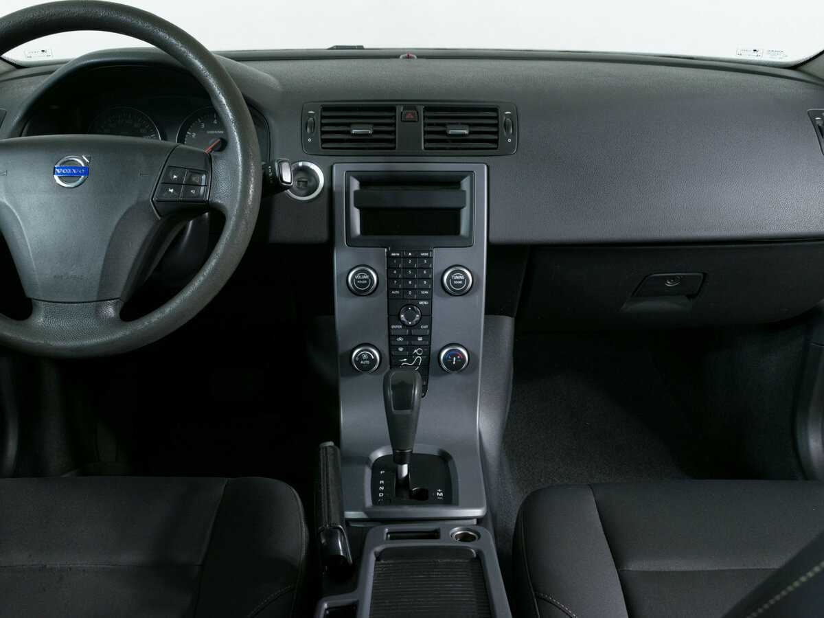 Купить Volvo S40 с пробегом. Фото: #7