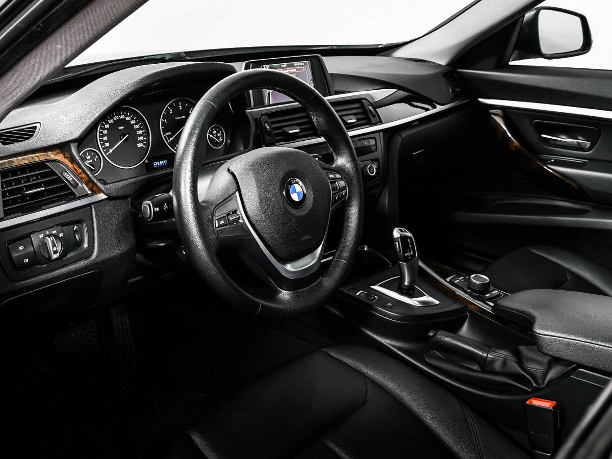 Купить BMW 3 серии с пробегом. Фото: #11