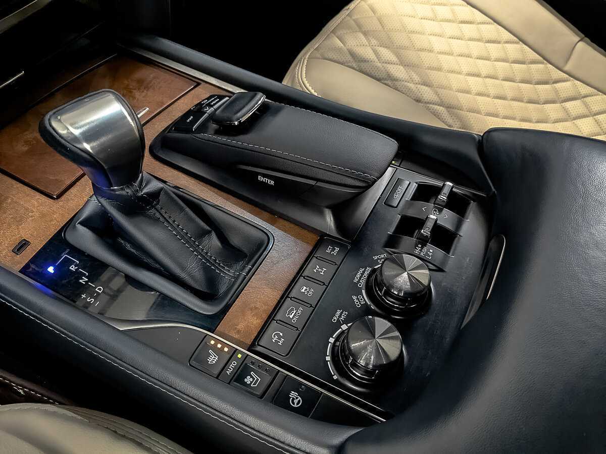 Купить Lexus LX с пробегом. Фото: #25