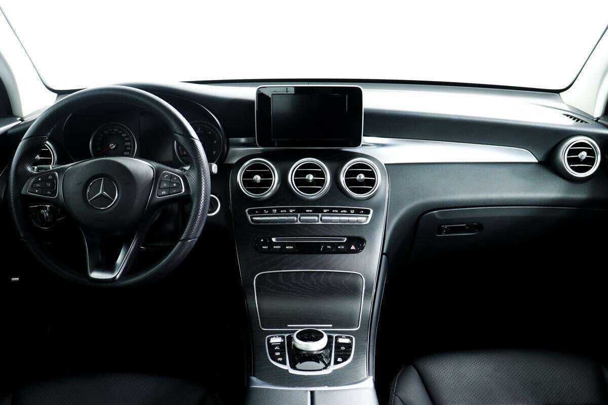 Купить Mercedes-Benz GLC с пробегом. Фото: #10