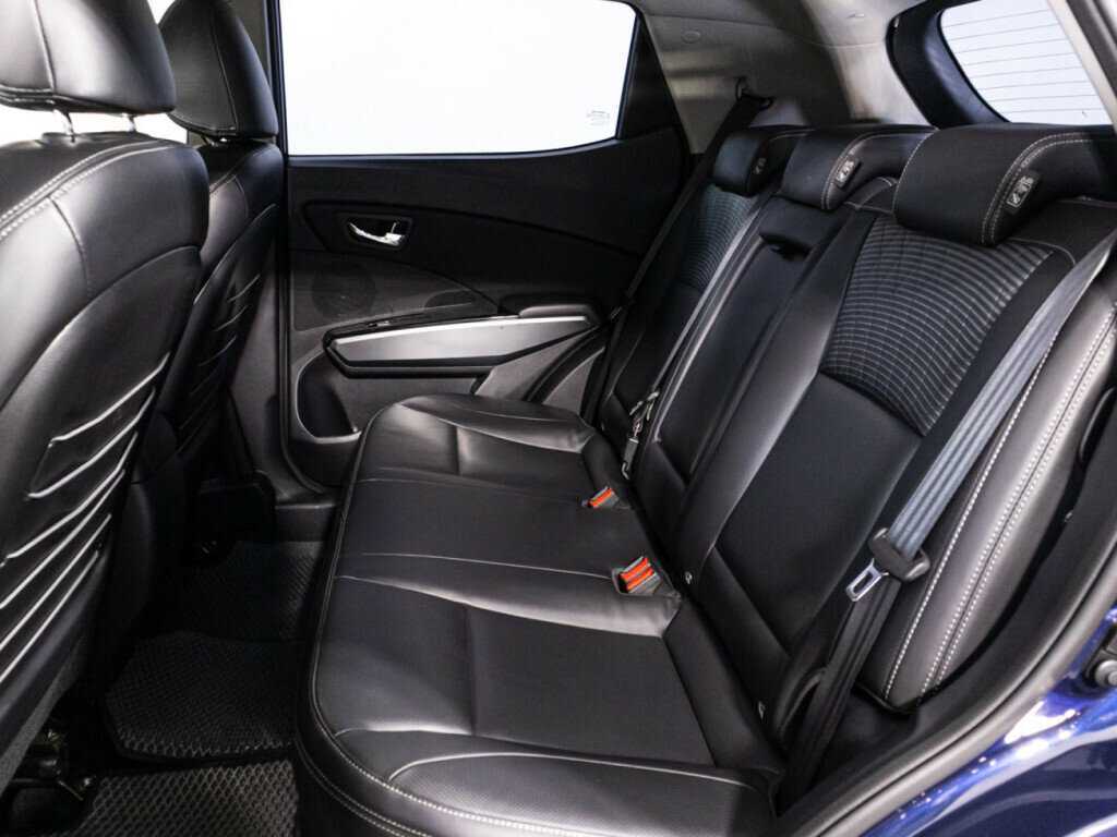 Купить SsangYong Tivoli с пробегом. Фото: #9