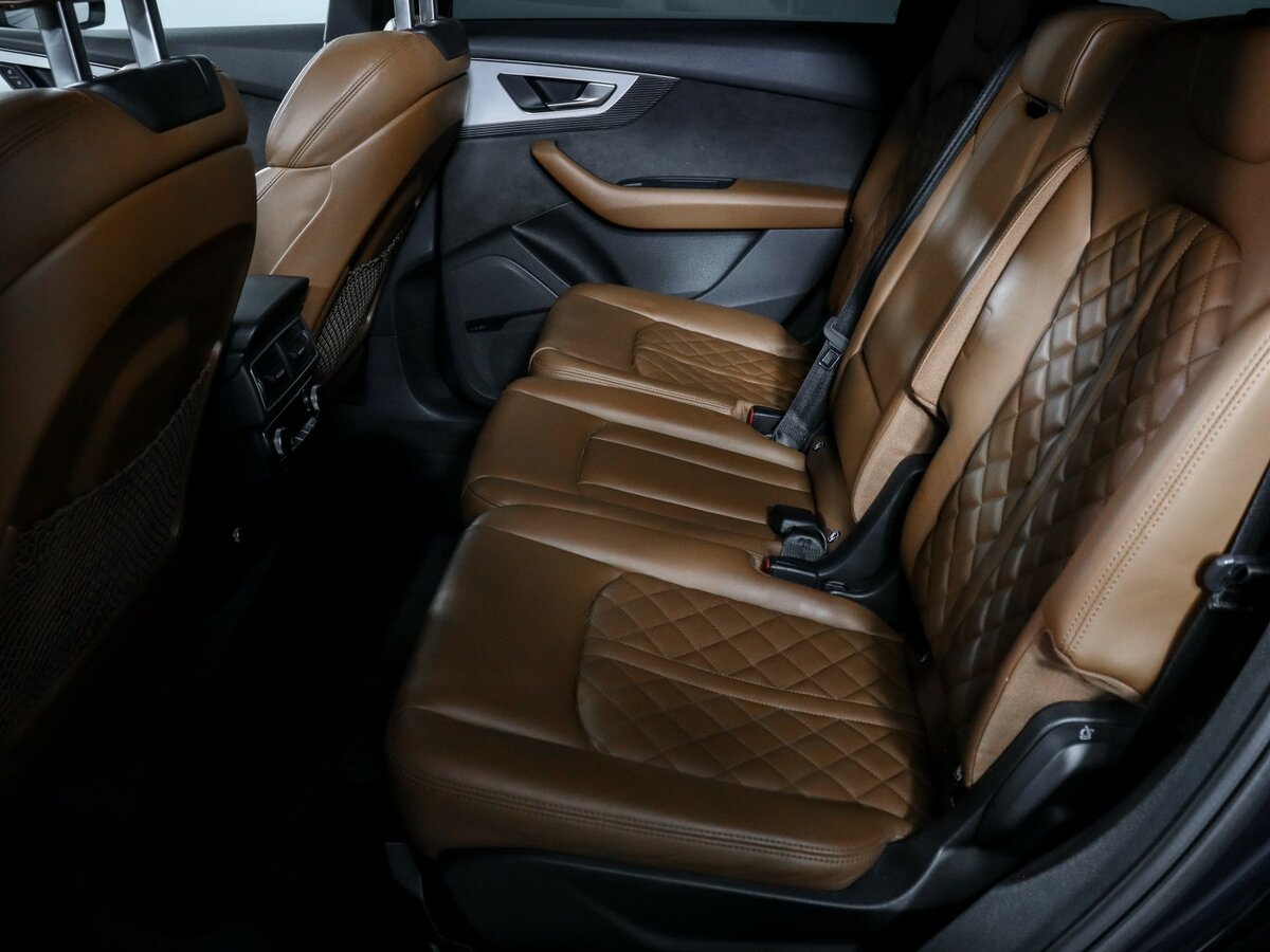 Купить Audi Q7 с пробегом. Фото: #6